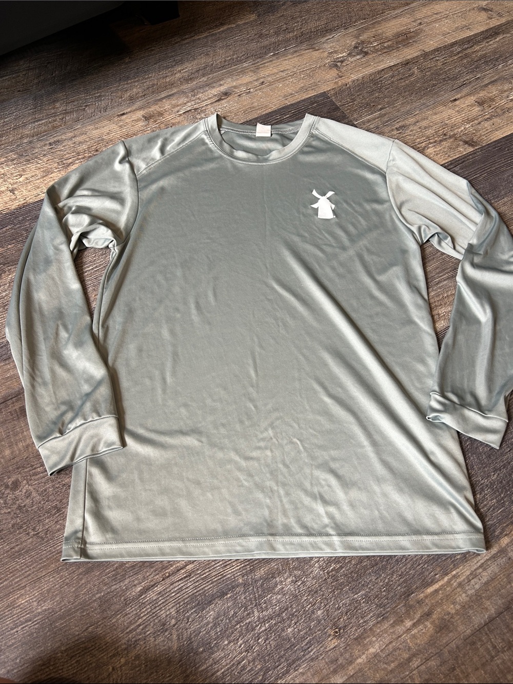✌️Dutch Bros Light Sage Green Long-Sleeve Crew Shirt UPF 50+ Size M